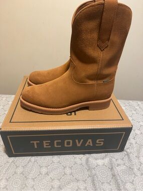 Tecovas Suede Western Pull-On Boots in Cognac Brown